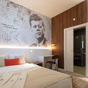 vizitați hotelul